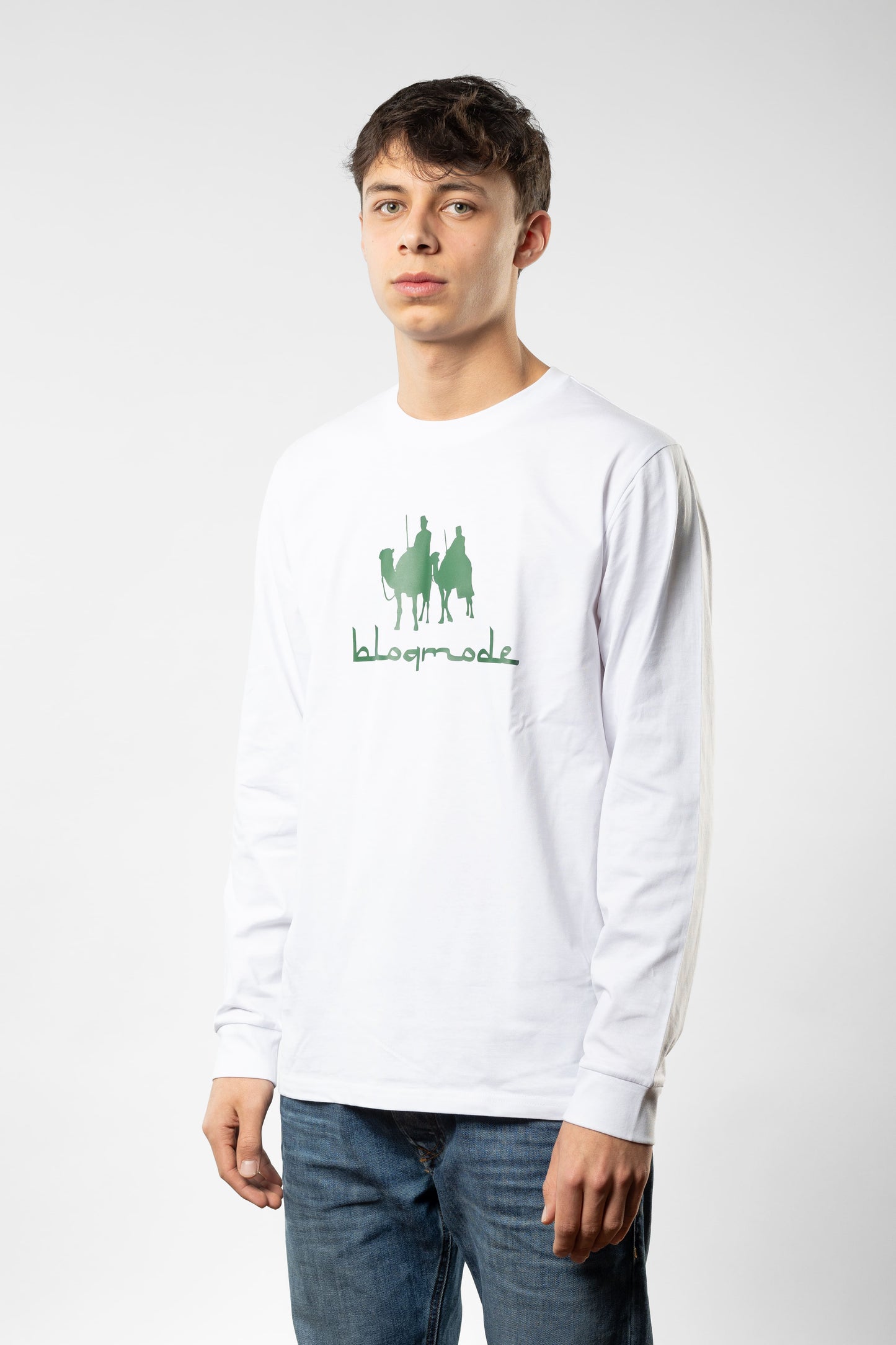 LONGSLEEVE WHITE